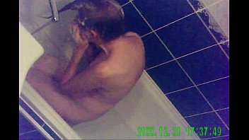 Skinny Mature Take A Bath