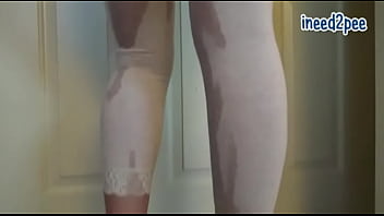 Ineed2pee Behind The Scenes Wetting Her Jeans 2015-1