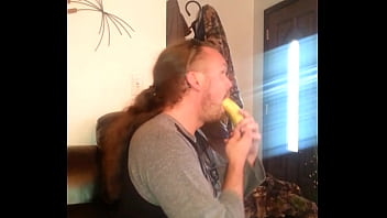 Banana Deepthroat - deepthroat, good, banana, gay, shelby, attempt - Video 5736586