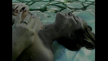 X Cuts - Surfre Girls - scene 4 - extract 1