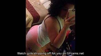 Come Get The Rooster Girls Photo Comp