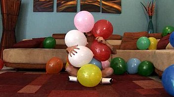 Tits, Balloons - Unknown - 2025 - Incredible - Experience - Video 6526497