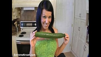 Kream Fucking Her Holes With Her Vegetables Until She Squirts