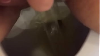 Isabella Holloway Peeing - Teen-girl-isabella-peeing - ID5748419