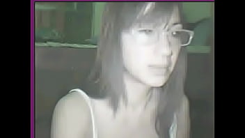 Jeanie Shows Boobs 1