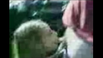 Guarra Valenciana Mamandosela A Un Grupo