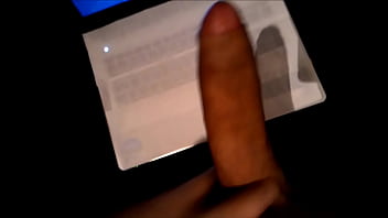 Homenagem Garotobh: Dotadão Esporrando Muito Na Esposinha