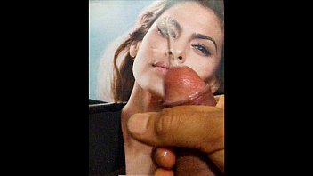 Bigflip Drops A Huge Wad On Eva Mendes