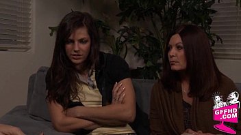 ⁣Girls having fun 0034