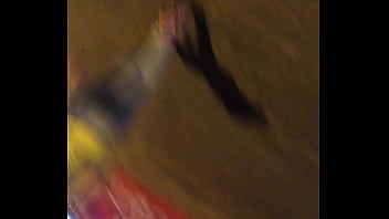 Gostosinha Andando Pela Rua