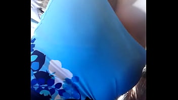 De Mini Saia Da Parada De Onibus