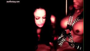 Ebony Shemale Gets Sucked And Having Anal