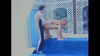 Metro - Just Blonde Sex 01 - scene 7 - extract 2