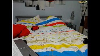 Hot Russian Girls Cums Hard