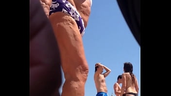 La Francesa En Topless