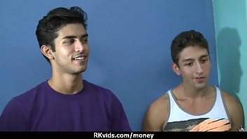 Slutty Amateur Babe Is Paid Cash From Some Crazy Public Sex 1