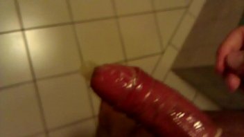 Condom Masturbation - Cum-cock-condom-masturbation-penis-rubber-soloboy