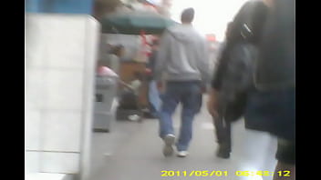 Puta Paseando Por Chimu