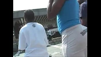 Candid Booty: Butt No Reall