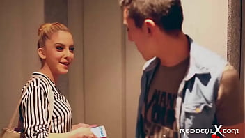 Do You Want To Smell My Thong? Chiki Dulce