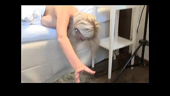 Girls Vomit Puke Puking Vomiting Gagging - Gagging-gag-sick-puke-vomit-spew-barf-puking-barfing-vomiting-vomits-hurl-pukes-pukin