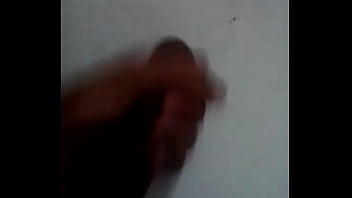 Novinho Punhetando A Noite