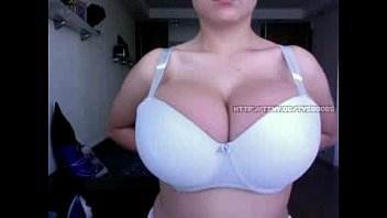 Amazing Cam Girl With Huge Boobs!