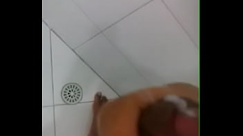 Luan Mostrando O Pau