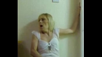 Madrasta Tarada Tocando Siririca