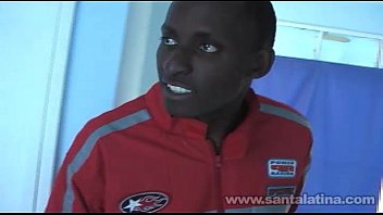 Iniciaciòn Interracial De Actriz Porno