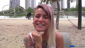 B. Reed Adicta Al Semen - Spanish Teen Facial Cumshot