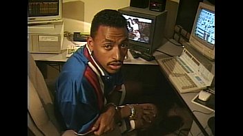 Lbo - International Lovers - Scene 4 - Extract 1