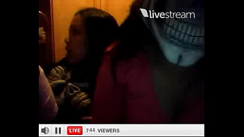 Twitcam @1jovemanormal