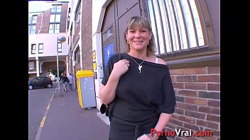 La Conseiller Financier Enculee En Cachette De Son Mari !!