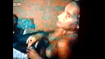 Gata Chupando La Pija De Un Cliente