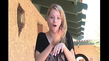 Teen, Blonde, Masturbate, Public, Deaf - Teen - 2025 - Amazing - Show - Video 5453344