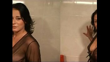 Vlaamse Bianca Dark Masturbeert (belgian Bianca Dark Msturbating)