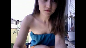 Super Sexy Brunnette Camgirl