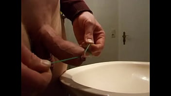 Foreskin Stretching By Peeing