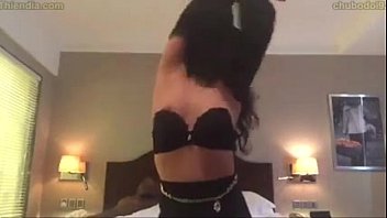 Bích Phương d_m đãng chịch với trai t_y da đen