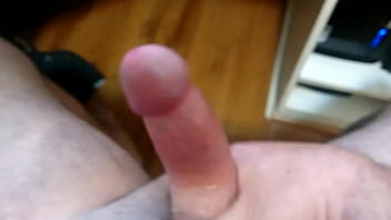 Batendo Uma Punheta - punheta, soloboy, tiozao - Video 5548461