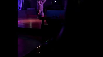 Solution Gay Bar Dancer