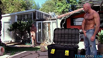 Muscled Dude Sucking Dick