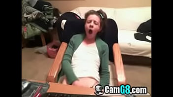 Intense Pussy Rubbing - Camg8