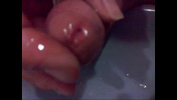 Batendo Punheta Até Gozar - punheta, soloboy, batendo, ate, gozar - Video 5553865