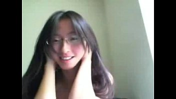 Webcampornlive.com - Asian Cutie Masturbating And Dildoing Herself On Webcam