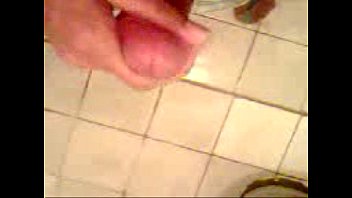 Eu Batendo Punheta Com Tesão E Gozando Gostoso No Banheiro Em Casa