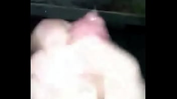 Batendo Uma Punheta De Manhã