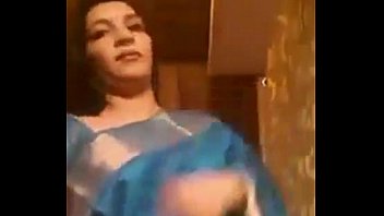 Hot Indian Aunty Removing Saree