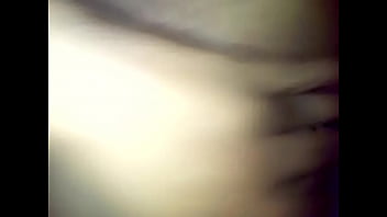 VID-20151017-WA0001 - Sexy-morena-masturbacion